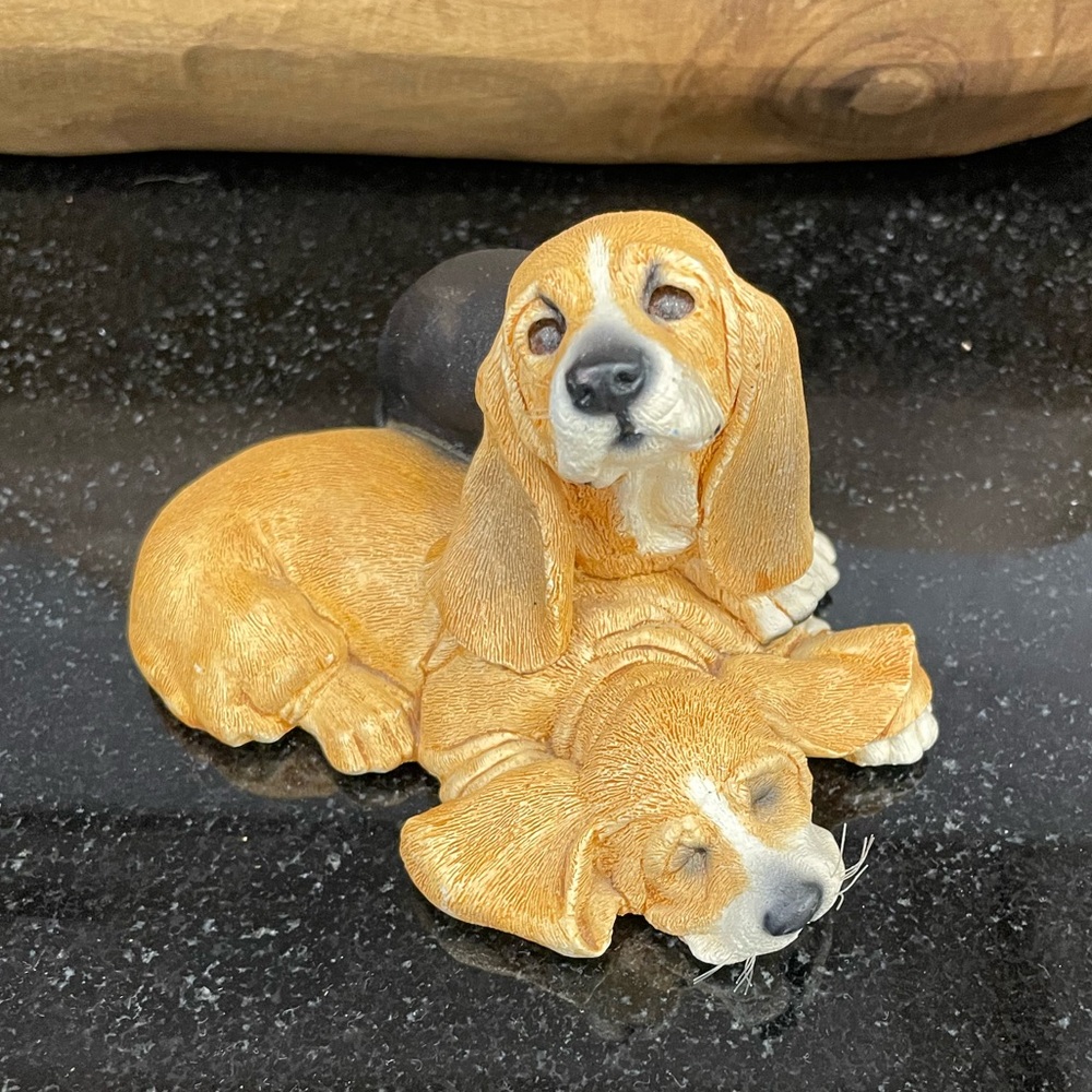 Whiskers Bassett Hound Beagle by Martha Carey Figurine